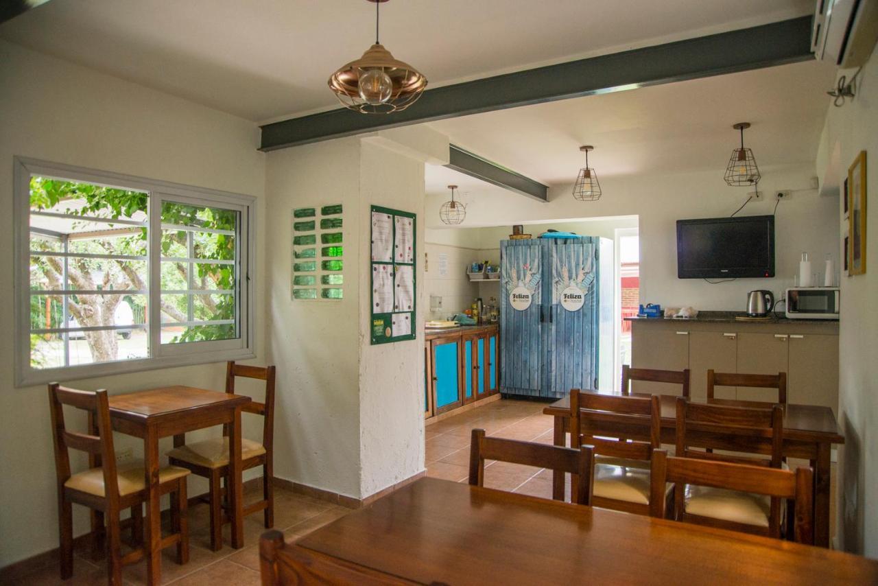 Feliza Hostel Βίλα Κάρλος Παζ Εξωτερικό φωτογραφία