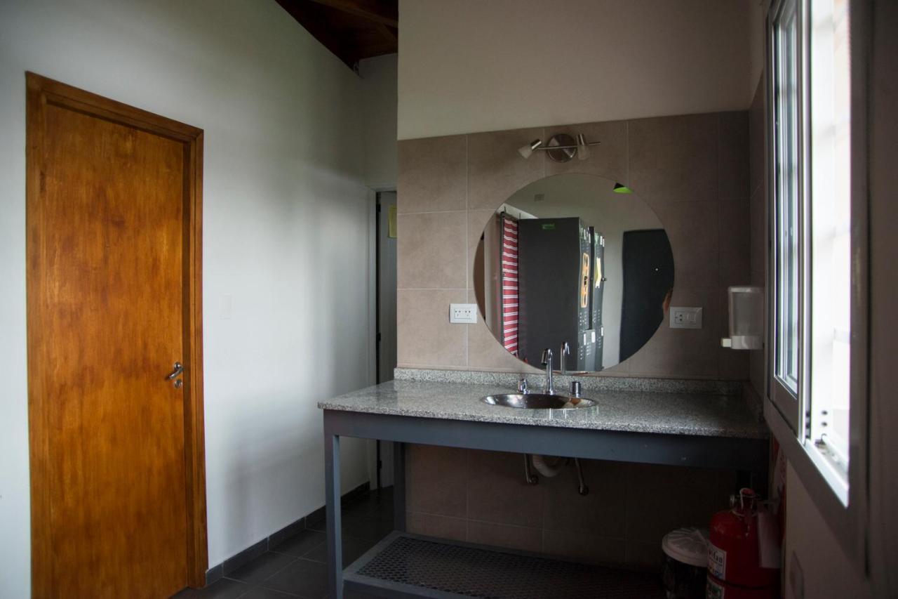 Feliza Hostel Βίλα Κάρλος Παζ Εξωτερικό φωτογραφία